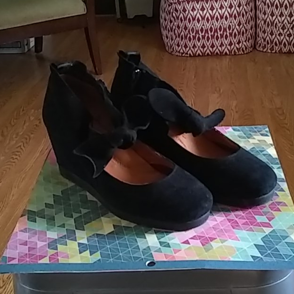 Suede shoes